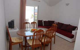 Apartments Dosljak