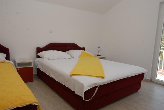 Apartments Dosljak Tivat Exterior photo